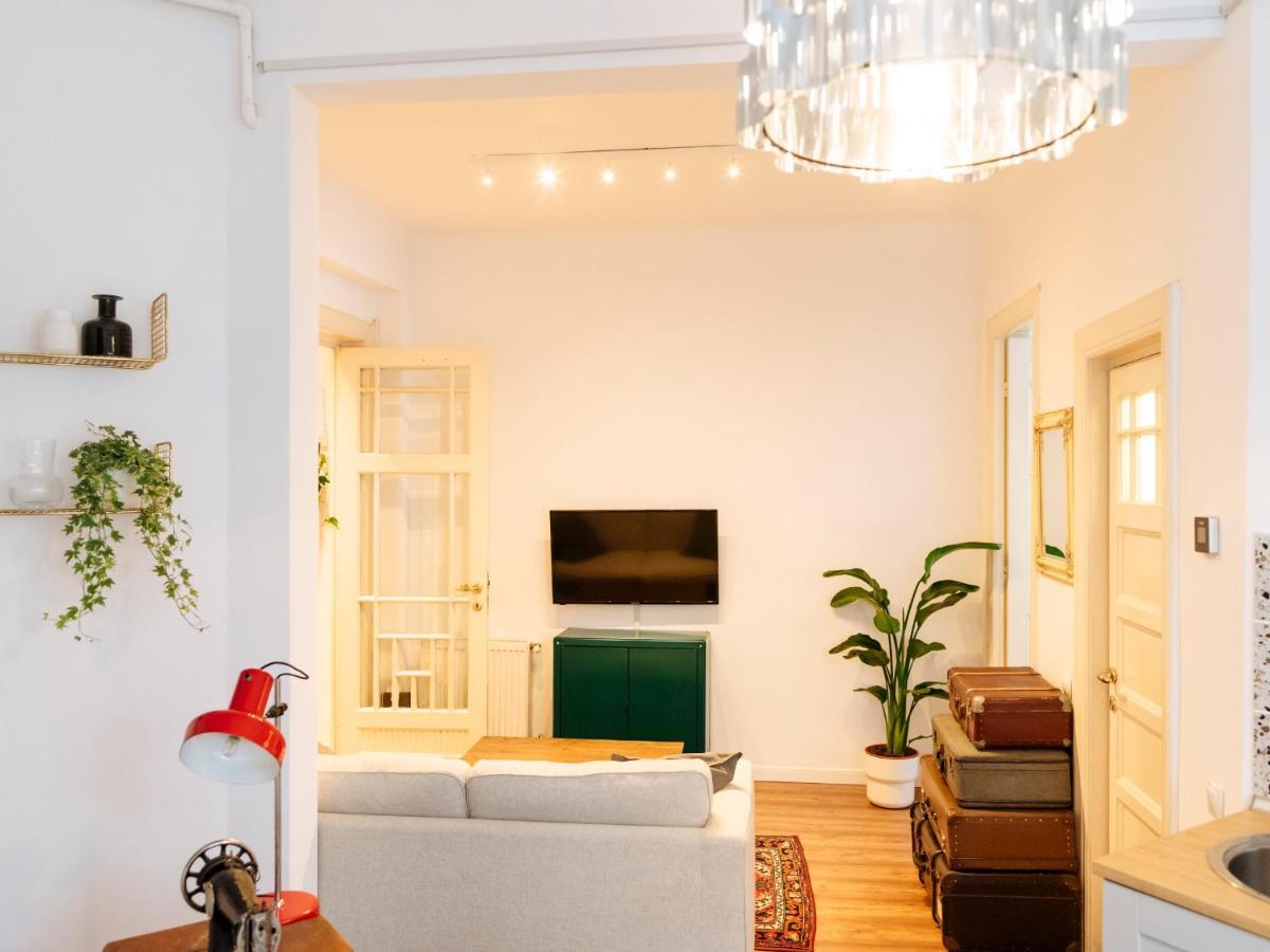 בוקרשט Lovely Vintage Double Studio In City Center מראה חיצוני תמונה