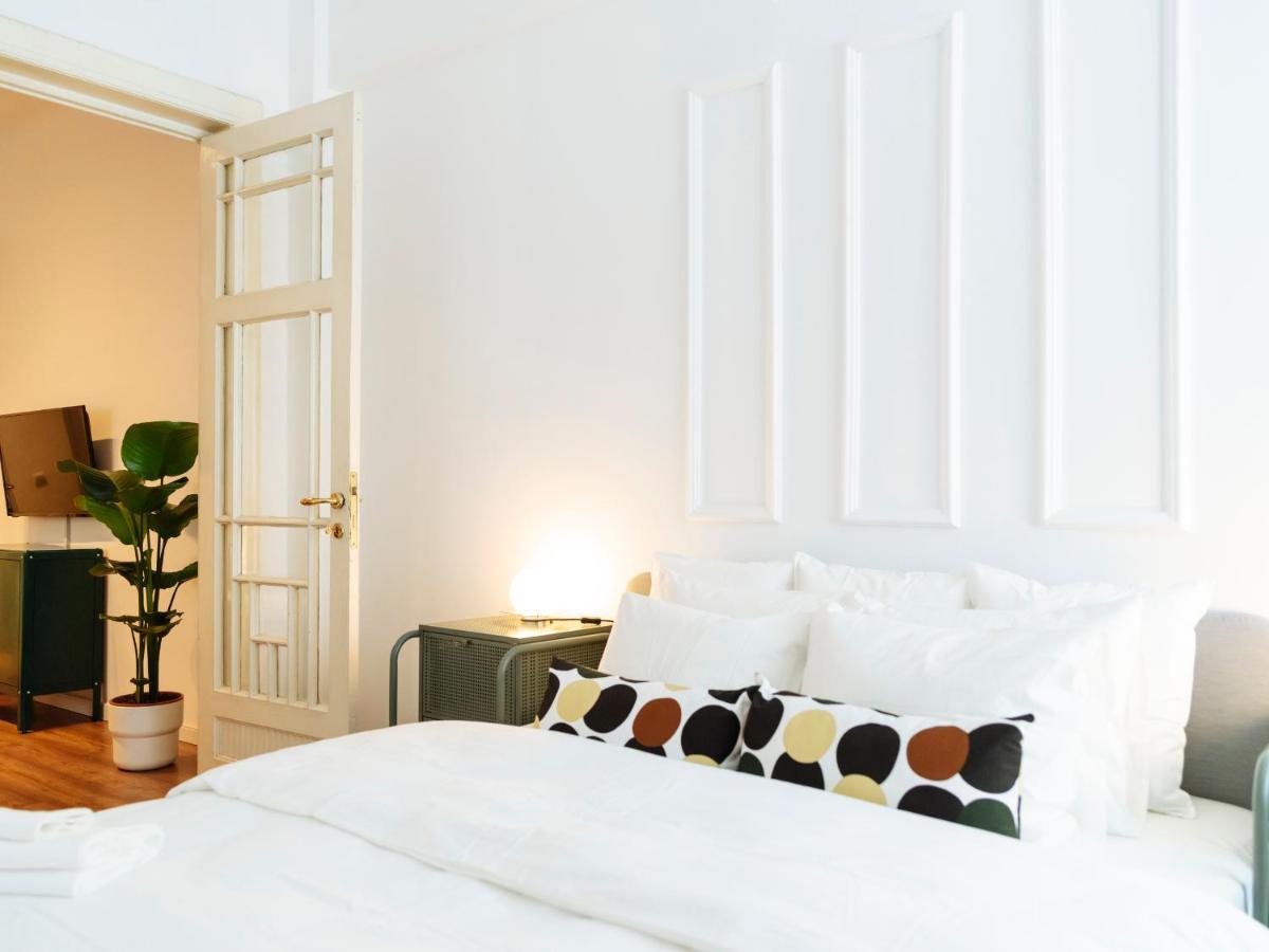 בוקרשט Lovely Vintage Double Studio In City Center מראה חיצוני תמונה