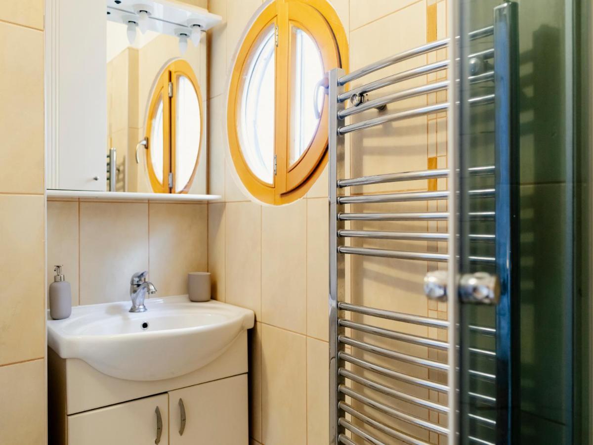 בוקרשט Lovely Vintage Double Studio In City Center מראה חיצוני תמונה